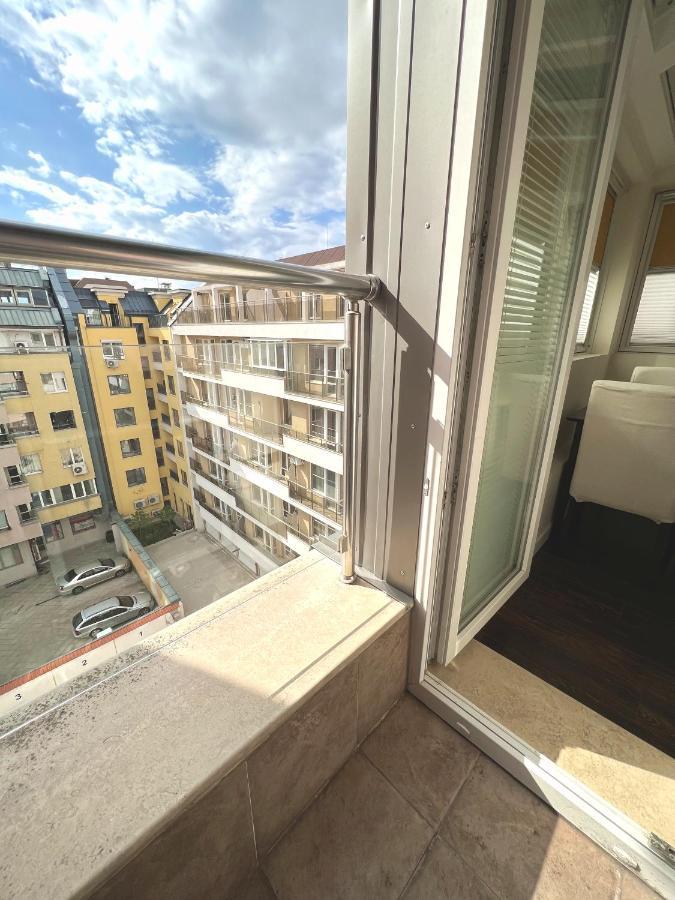 Unique Luxurious Jacuzzi PENTHOUSE DUPLEX in City Center! 2 BATHS! FREE PARKING! Sofia Extérieur photo